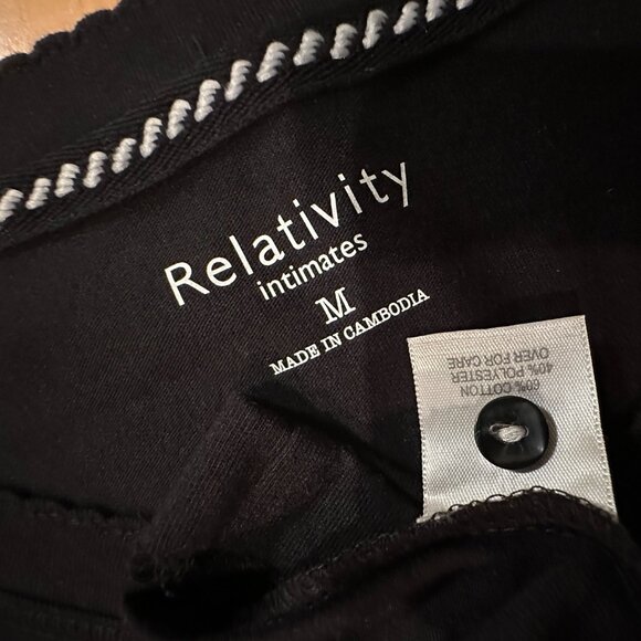 Relativity 2-Piece Black & Gray Pajama Set Women’s Medium - Picture 4 of 11